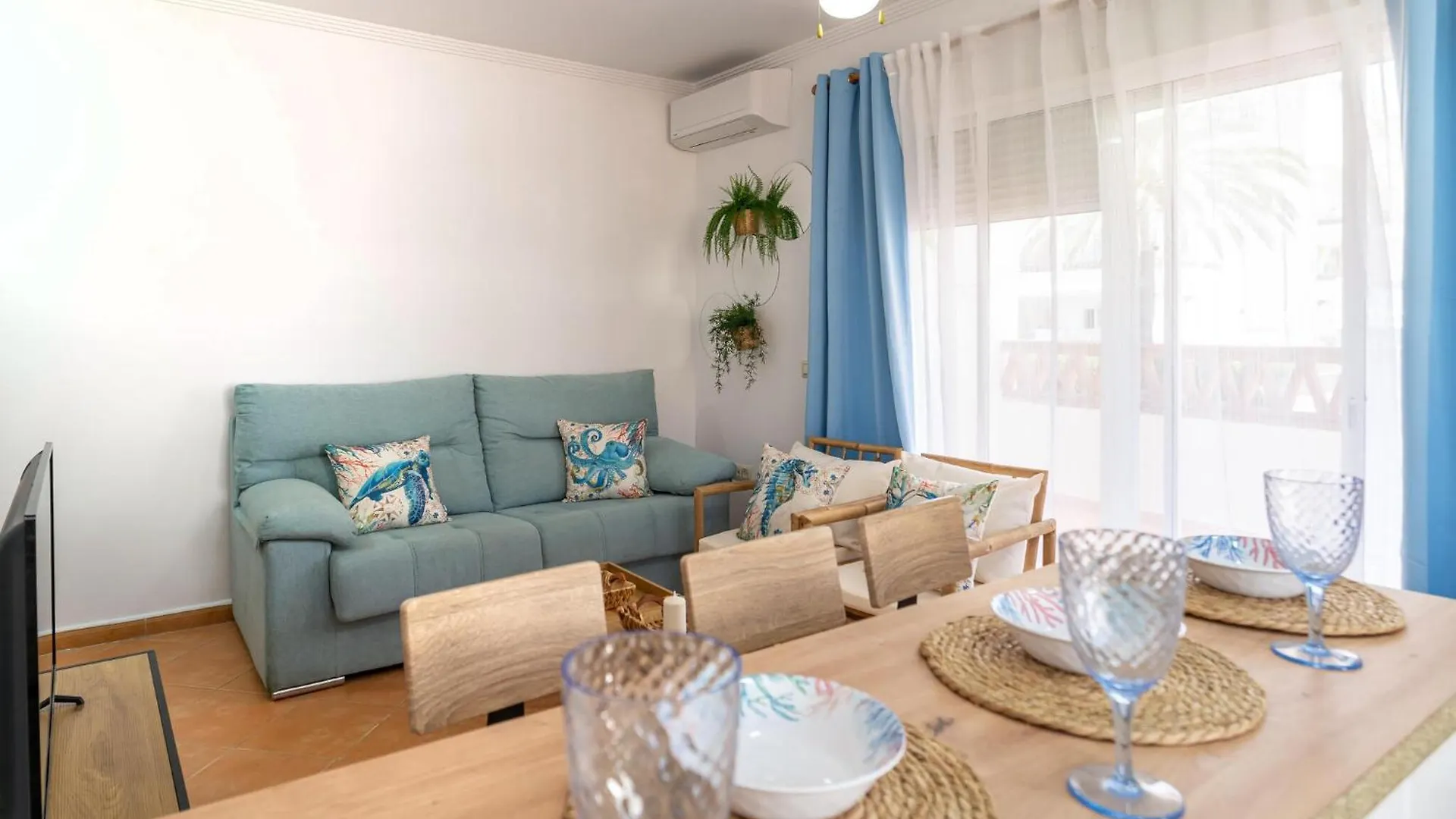 2 Bedroom Nice Apartment In Benalmádena